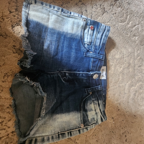 Girls Hudson Shorts - Picture 2 of 7